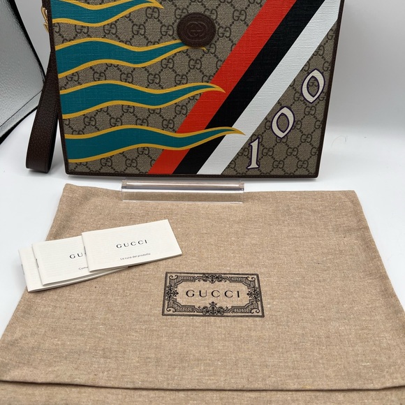 Gucci GG Supreme 100 geometric clutch - Picture 8 of 9